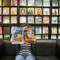 Mehr als 98.000 Medien gibt es in der Marburger Stadtbücherei zu finden – darunter beispielsweise Zeitschriften.